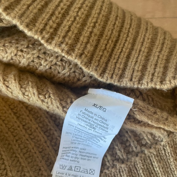 NWT J. Crew  Lambswool Blend Azra Pom Pom Cable Knit Sweater XL - Picture 6 of 6